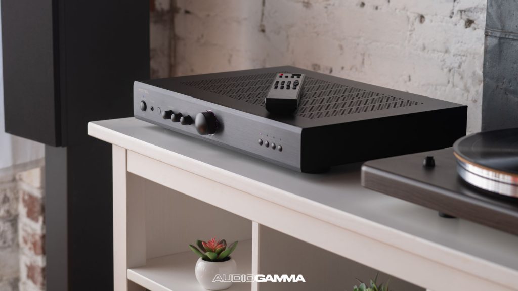 Rotel A8, l'amplificatore che garantisce la vera Hi-Fi in pochi centimetri